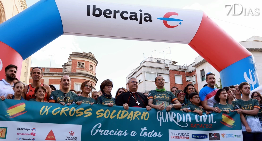 Éxito de participaión en el IX Cross Solidario de la Guardia Civil de Badajoz