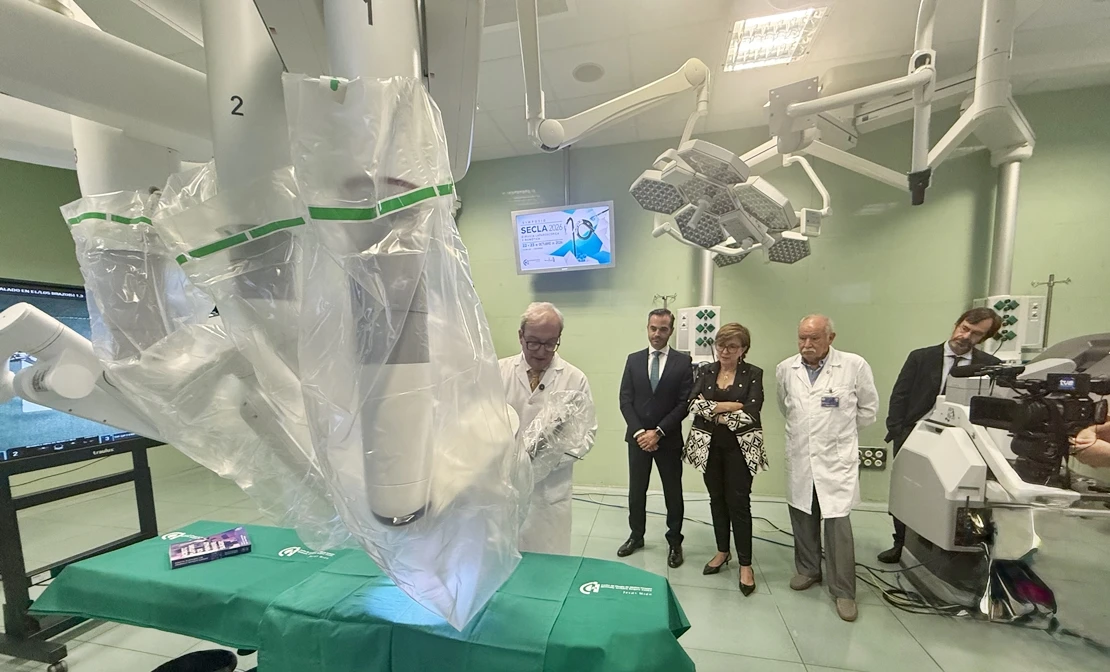 Extremadura a la vanguardia gracias a la incorporación al CCMI 'Jesús Usón' del robot Da Vinci Xi