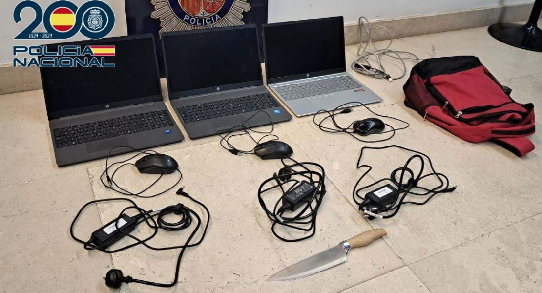 Detenido por robar 12 ordenadores en un instituto de Don Benito: encuentran varios en una cuneta