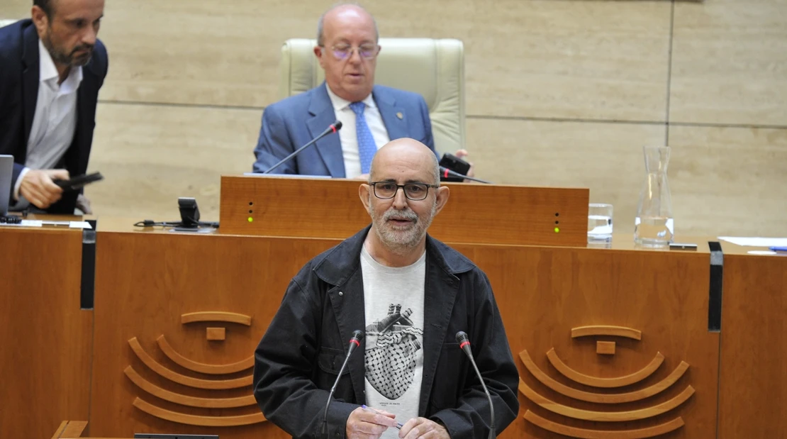 UpE defiende un modelo "diferente" con diez propuestas para cambiar Extremadura