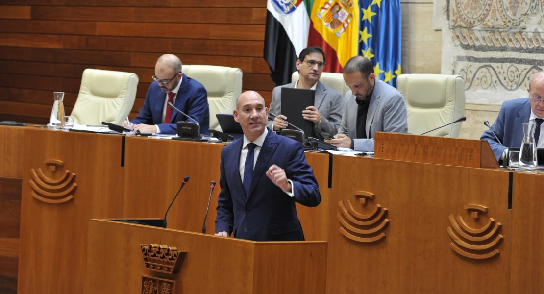 La Asamblea aprueba una propuesta exigiendo al Gobierno que exprese su apoyo a Biedma