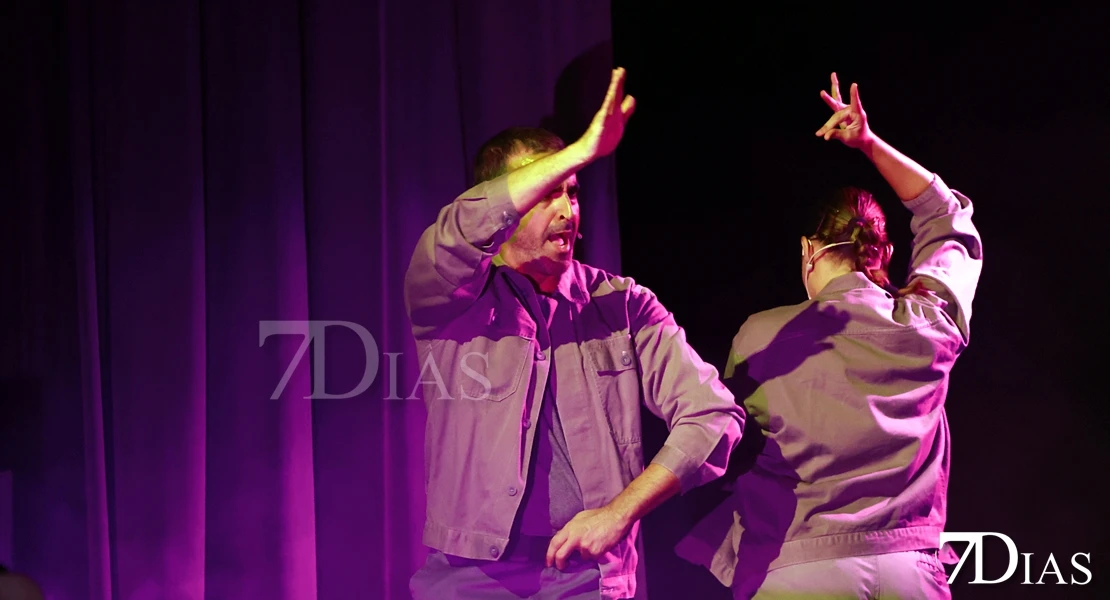 METER FOTOS EDU / Puebla de la Calzada levanta el telón: arranca el 45º Festival Nacional de Teatro Vegas Bajas