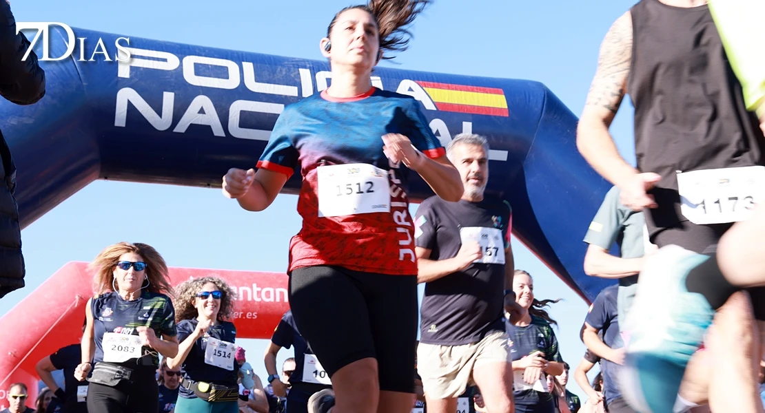 REPOR: La carrera 091 deja deporte, solidaridad y buen ambiente en Badajoz