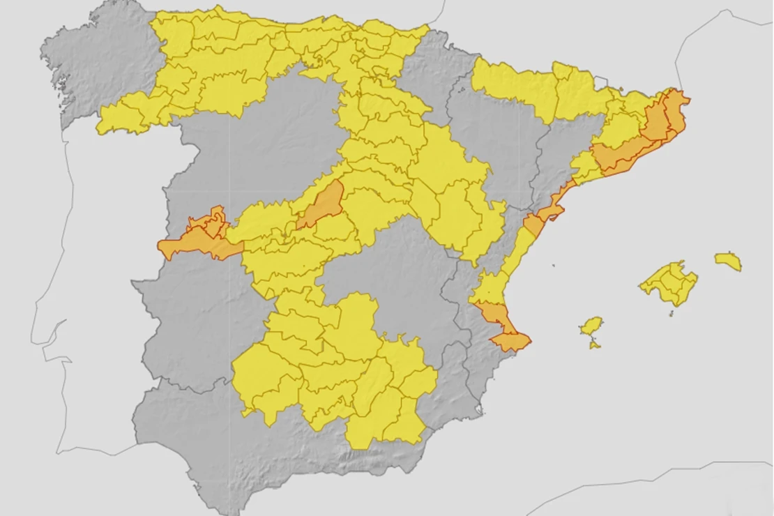 Sábado con cielos cubiertos y lluvias en Extremadura