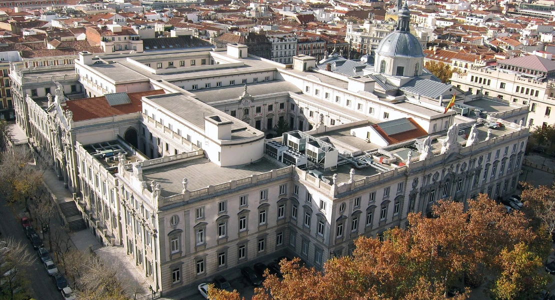 El Supremo mantiene la suspensión del voto a los nacionalizados por la 'ley de nietos'