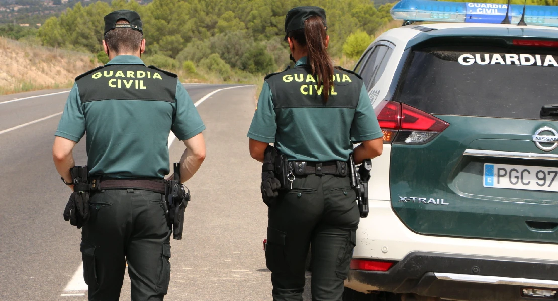 Muere un motorista al chocar contra una cabra