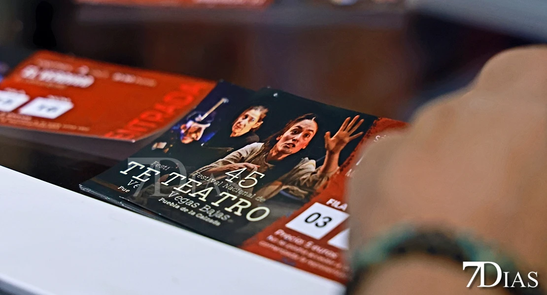 METER FOTOS EDU / Puebla de la Calzada levanta el telón: arranca el 45º Festival Nacional de Teatro Vegas Bajas