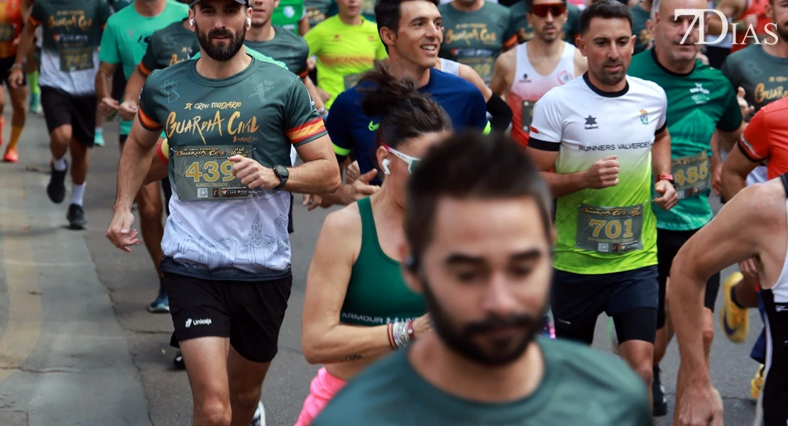 Éxito de participaión en el IX Cross Solidario de la Guardia Civil de Badajoz