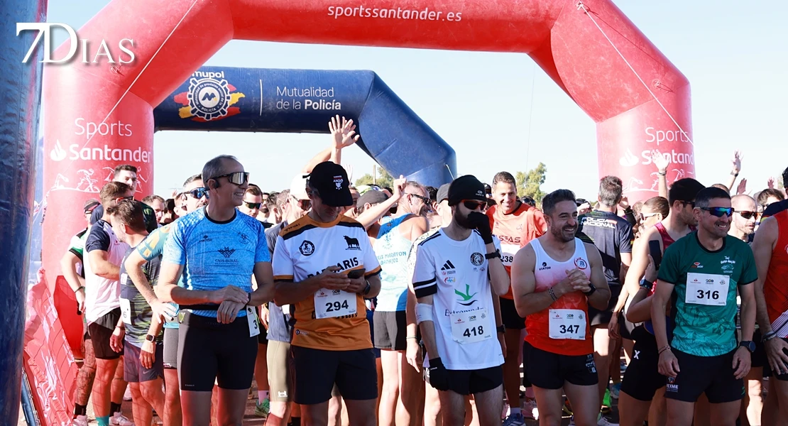 REPOR: La carrera 091 deja deporte, solidaridad y buen ambiente en Badajoz