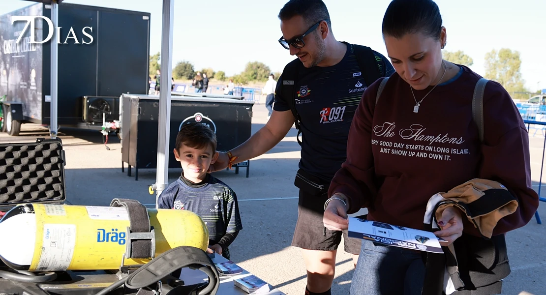 REPOR: La carrera 091 deja deporte, solidaridad y buen ambiente en Badajoz