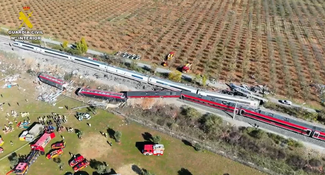 Accidente ferroviario de Urda: suben los fallecidos y varias familias buscan a sus allegados