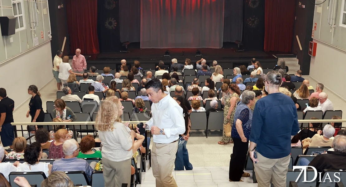 METER FOTOS EDU / Puebla de la Calzada levanta el telón: arranca el 45º Festival Nacional de Teatro Vegas Bajas