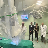 Extremadura a la vanguardia tras la incorporación al CCMI 'Jesús Usón' del robot Da Vinci Xi