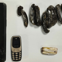 Doble golpe en la cárcel de Cáceres: lanzan droga y una mujer intenta colar más después