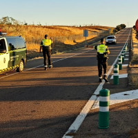 Un conductor circula en sentido contrario por la A-66 y provoca un accidente
