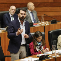 PSOE: "Guardiola ha elegido ayudar a las grandes eléctricas antes que resolver los problemas de la gente”