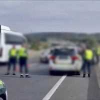 Detenido tras huir por la autovía A-5 y embestir a dos vehículos de la Guardia Civil