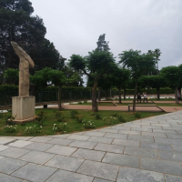 Críticas al proyecto para dar sombra en Margarita Xirgu: "Los árboles son más baratos y eficientes"