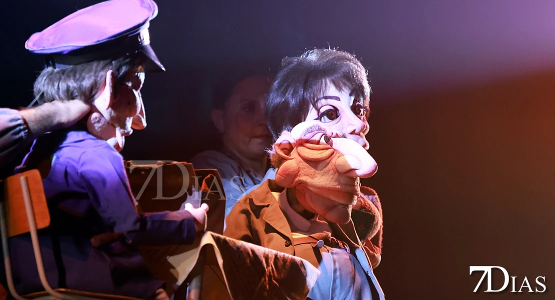 METER FOTOS EDU / Puebla de la Calzada levanta el telón: arranca el 45º Festival Nacional de Teatro Vegas Bajas