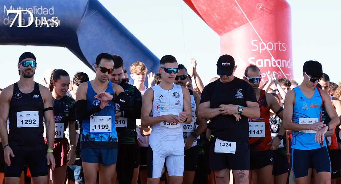 REPOR: La carrera 091 deja deporte, solidaridad y buen ambiente en Badajoz