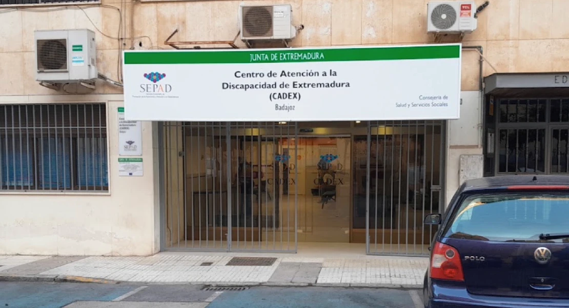 Una familia reclama atención psicológica para su hija con autismo en Extremadura
