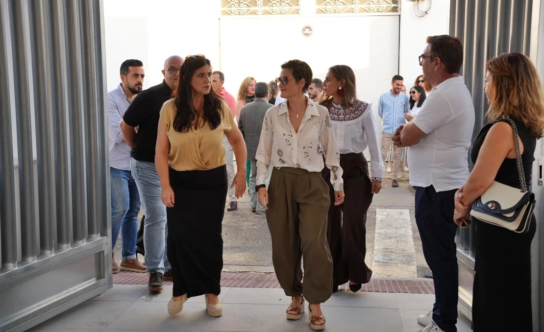 Del Puerto destaca el papel de los hogares de mayores como espacios de convivencia y bienestar